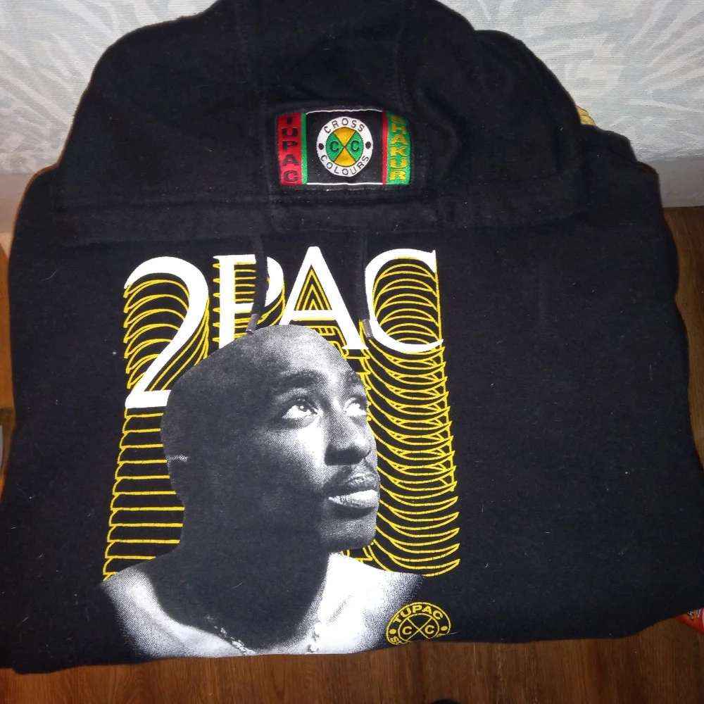 2Pac,  black, vintage, hoodie with drawstring, size large - Picture 2 of 2